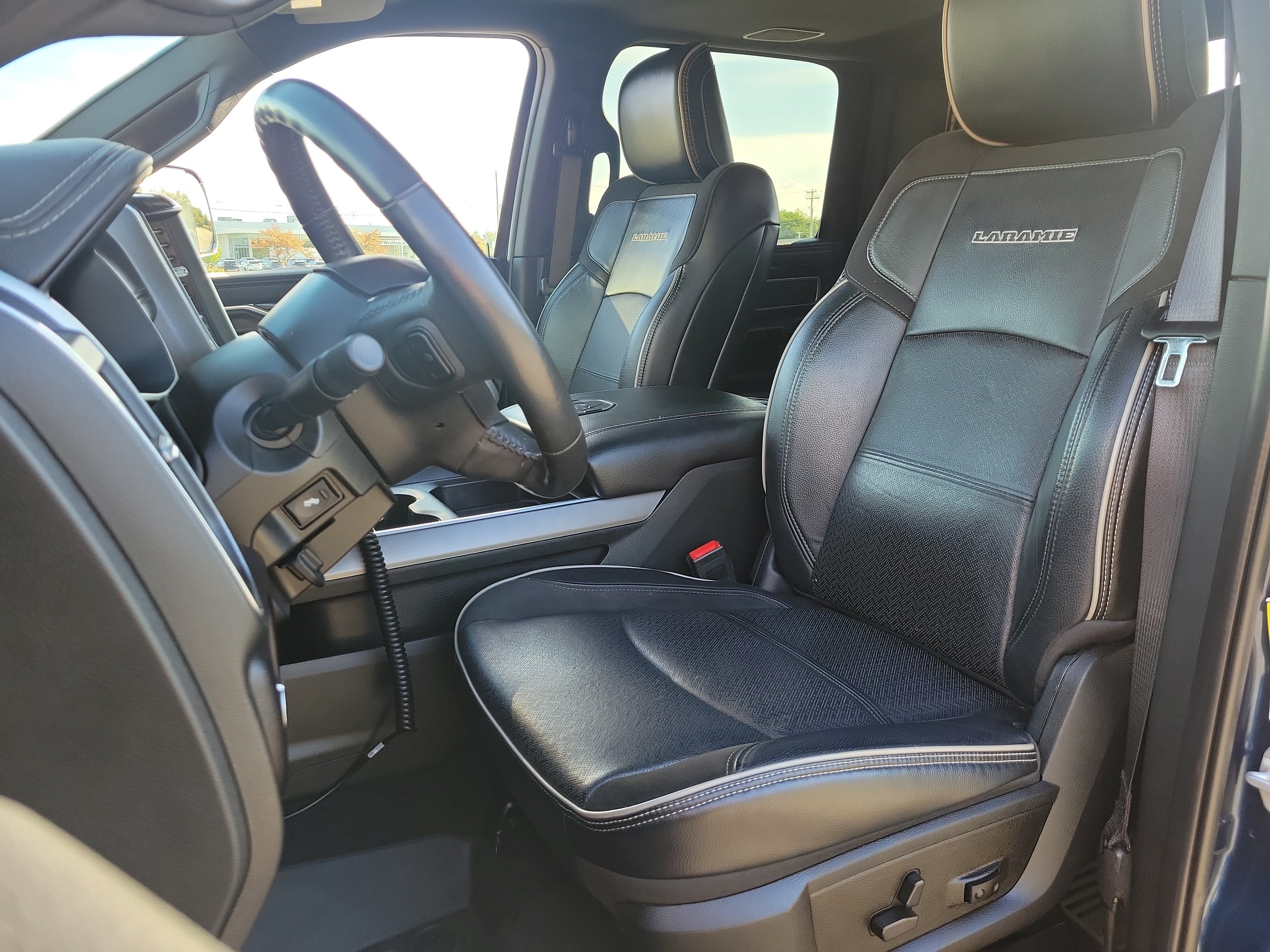 2022 RAM 2500 Laramie Crew Cab 4x4 6'4" Box