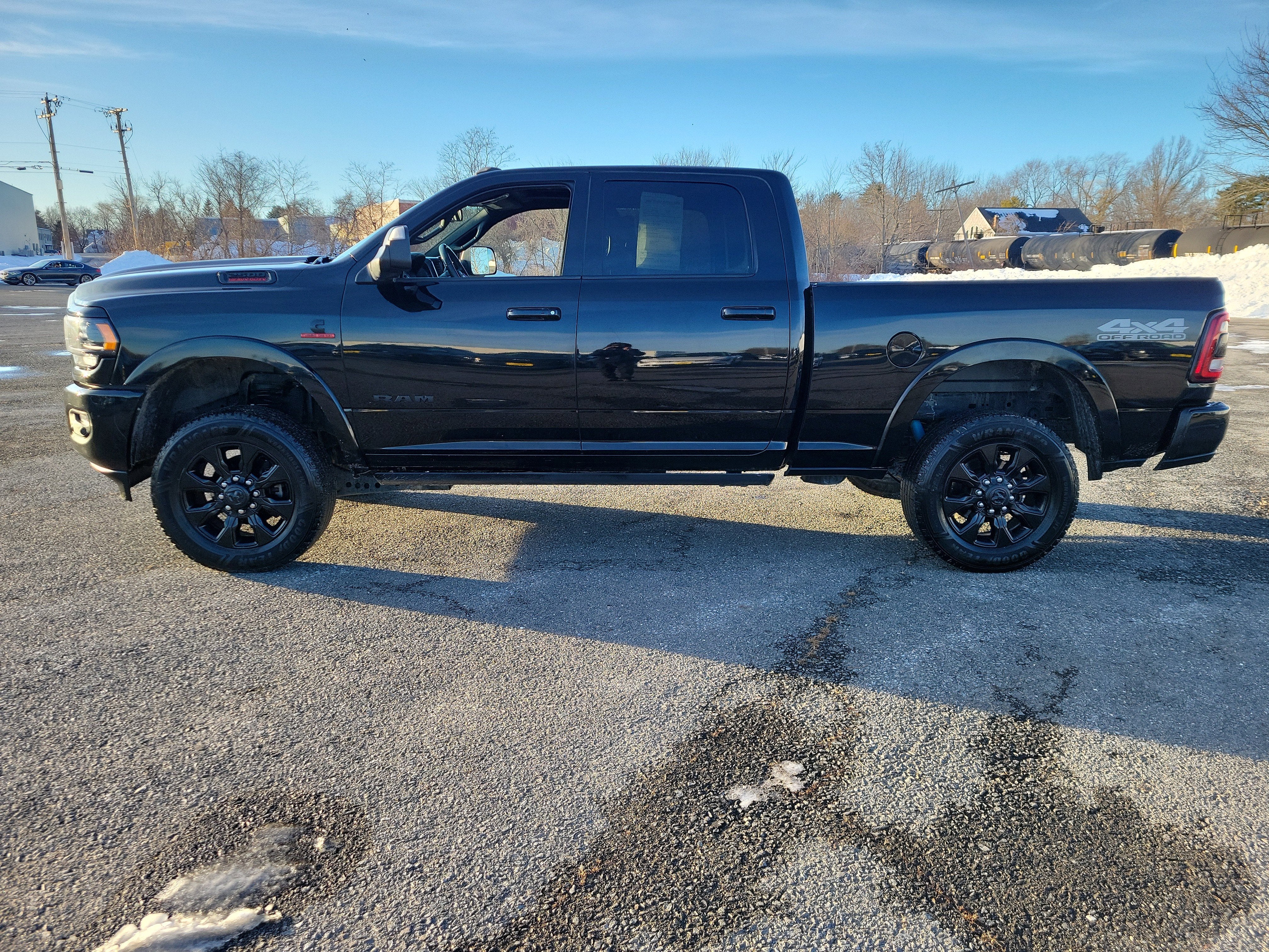 2022 RAM 2500 Limited Crew Cab 4x4 6'4" Box