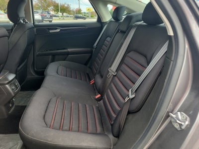 2013 Ford Fusion SE