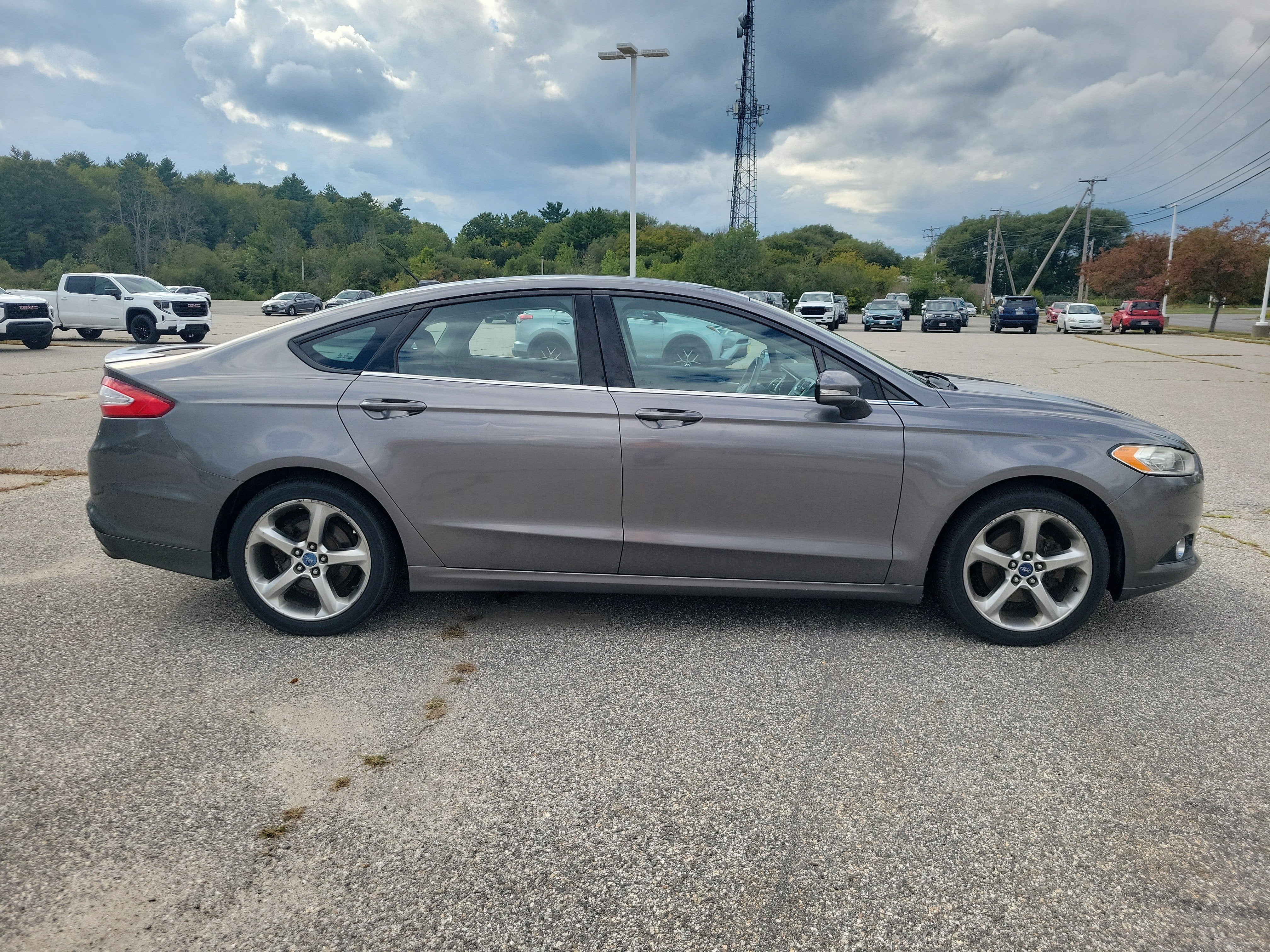 2013 Ford Fusion SE