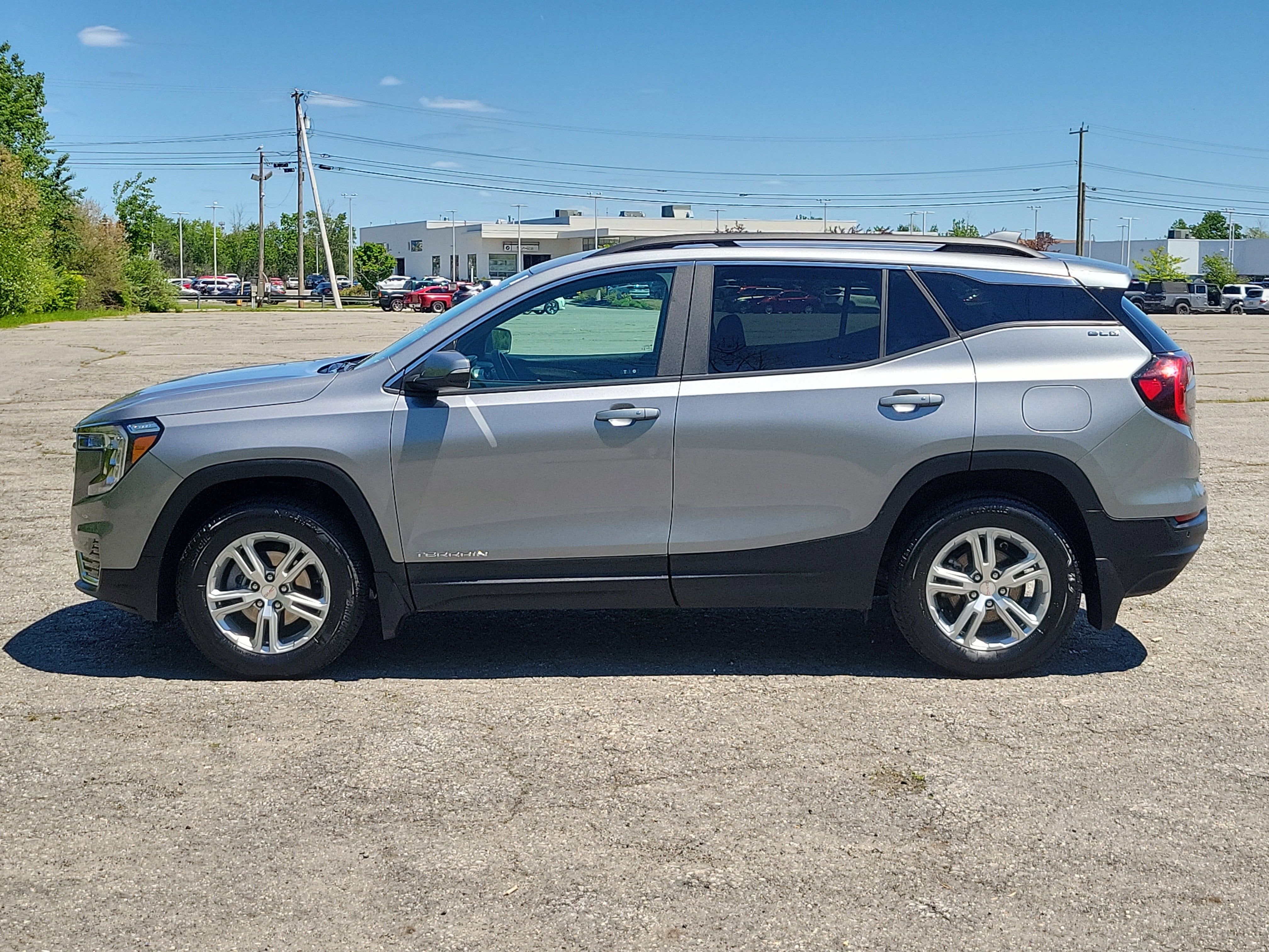 2024 GMC Terrain SLE