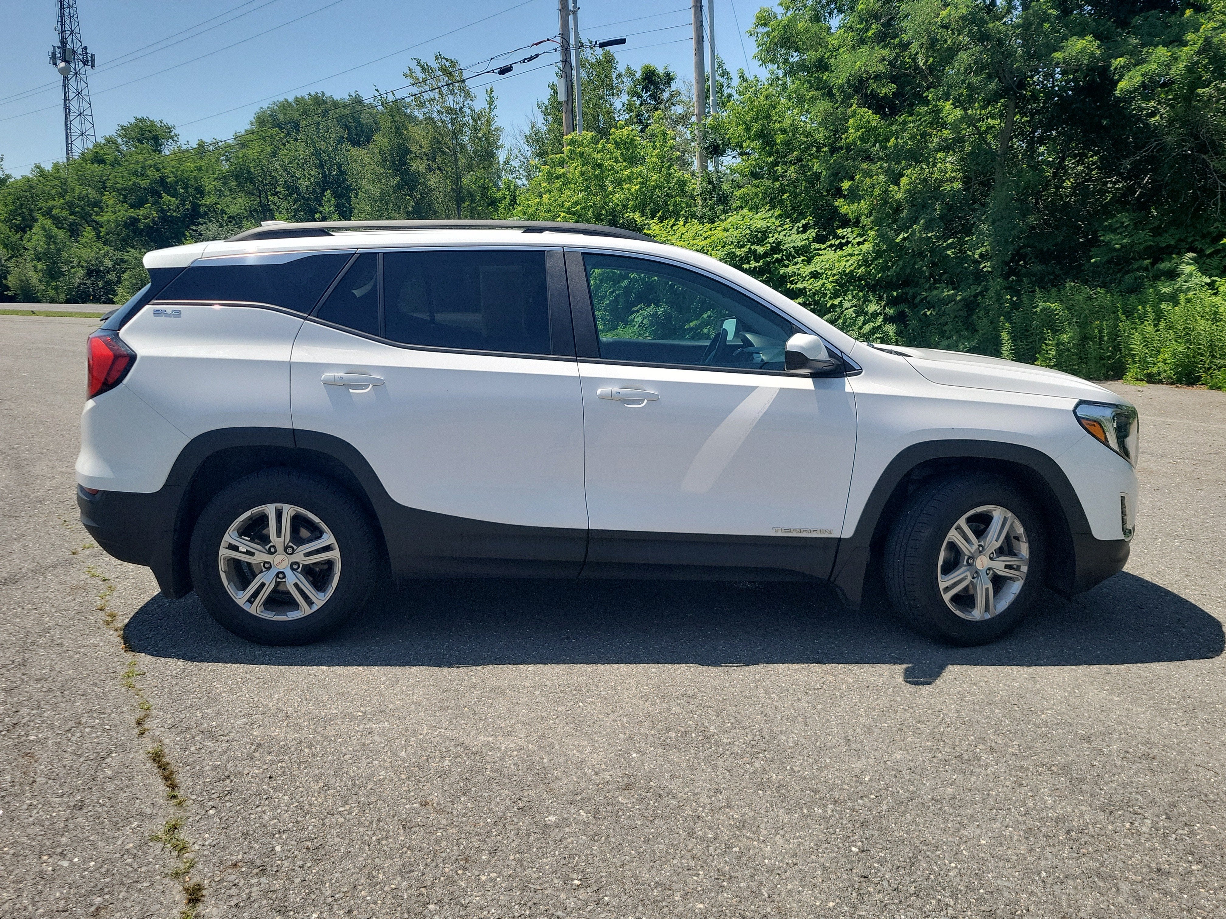 2021 GMC Terrain SLE