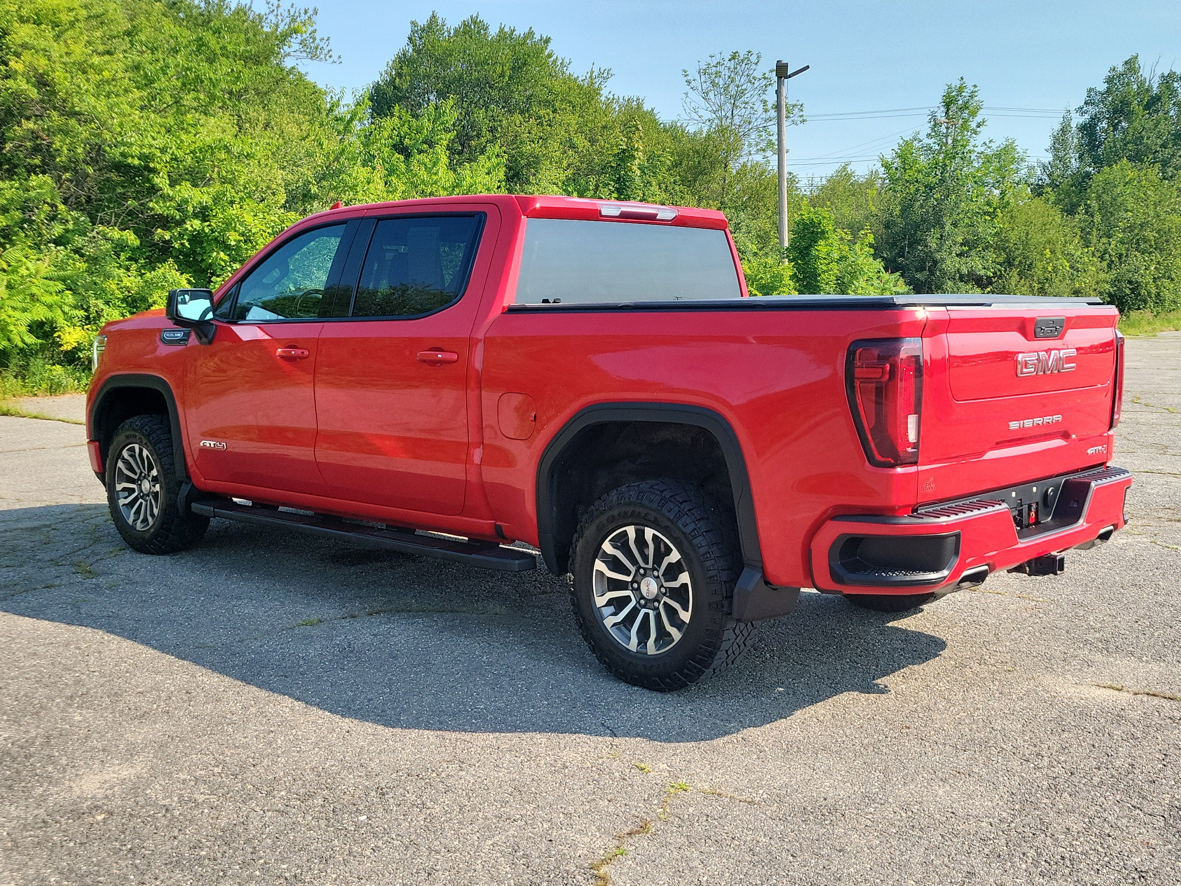 2021 GMC Sierra 1500 AT4
