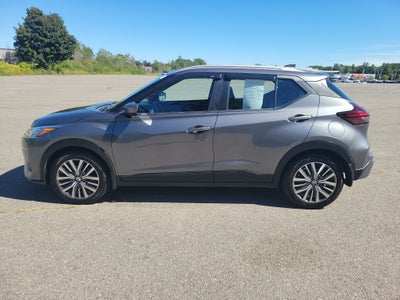2021 Nissan Kicks SV Xtronic CVT