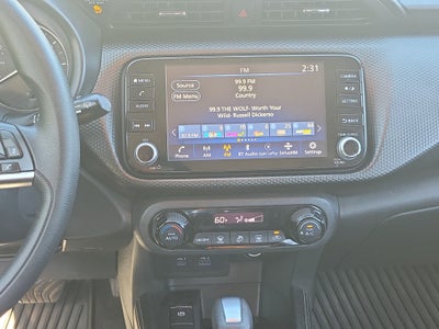 2021 Nissan Kicks SV Xtronic CVT