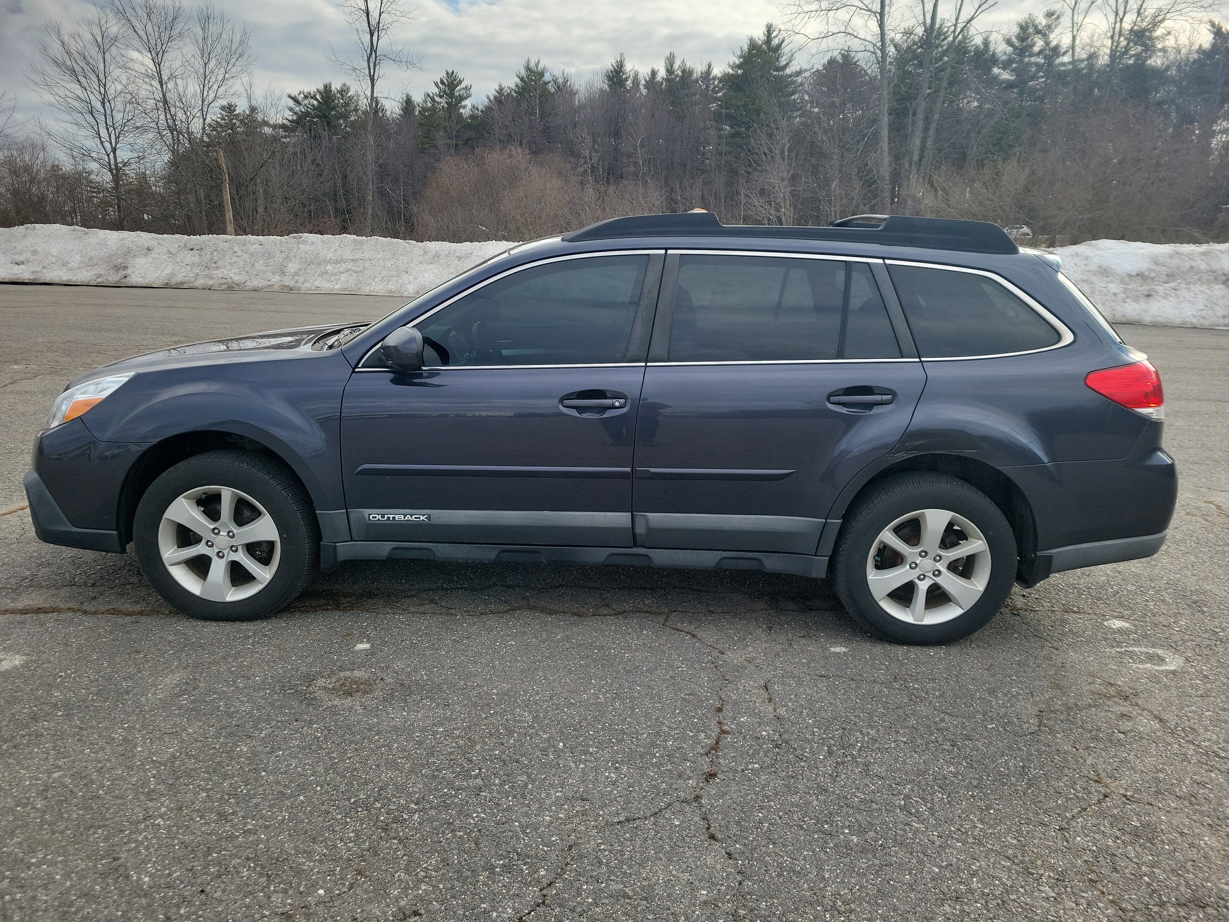 2013 Subaru Outback 2.5i Premium