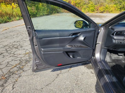 2023 Toyota Camry SE AWD
