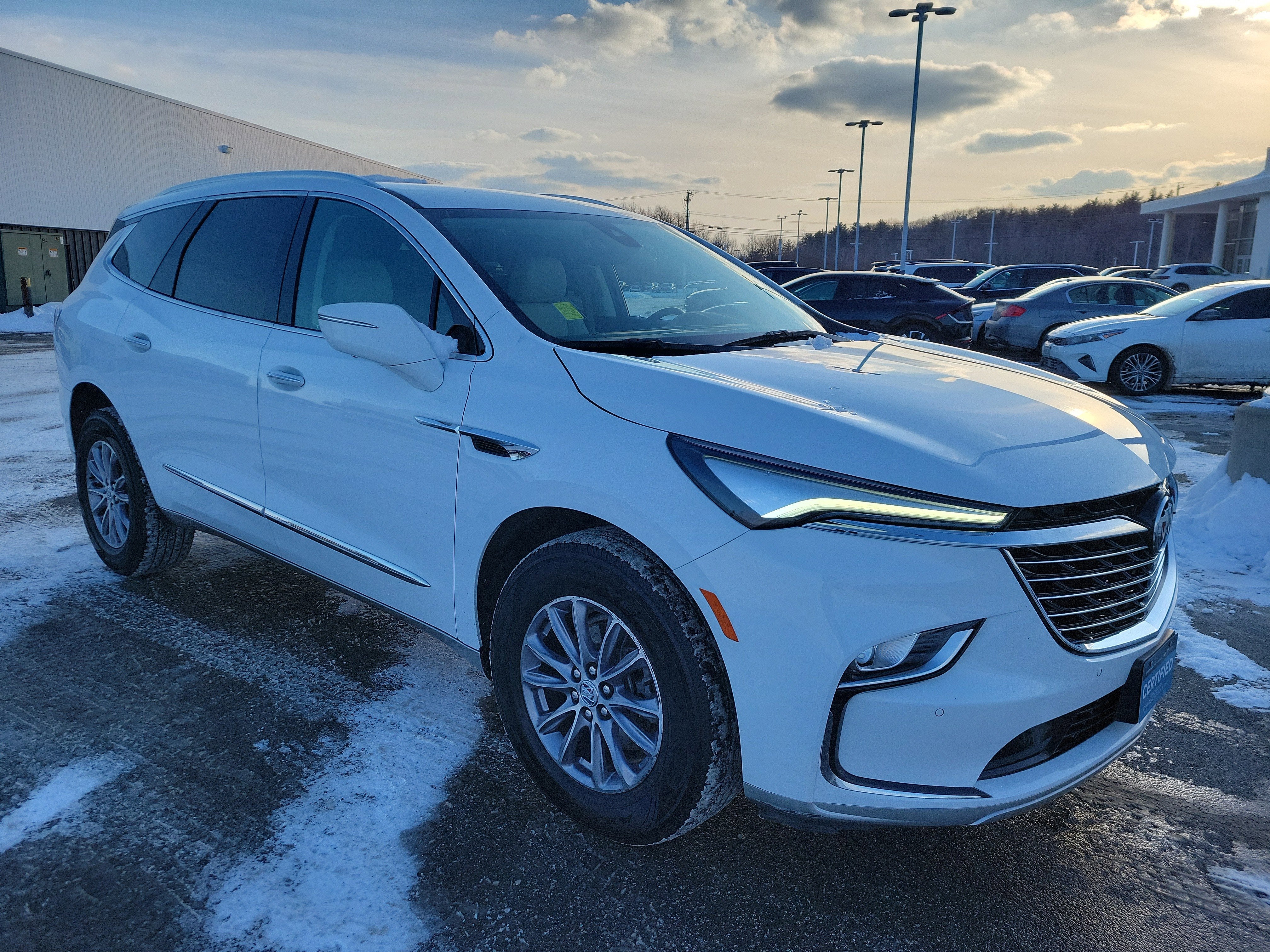 2023 Buick Enclave Essence