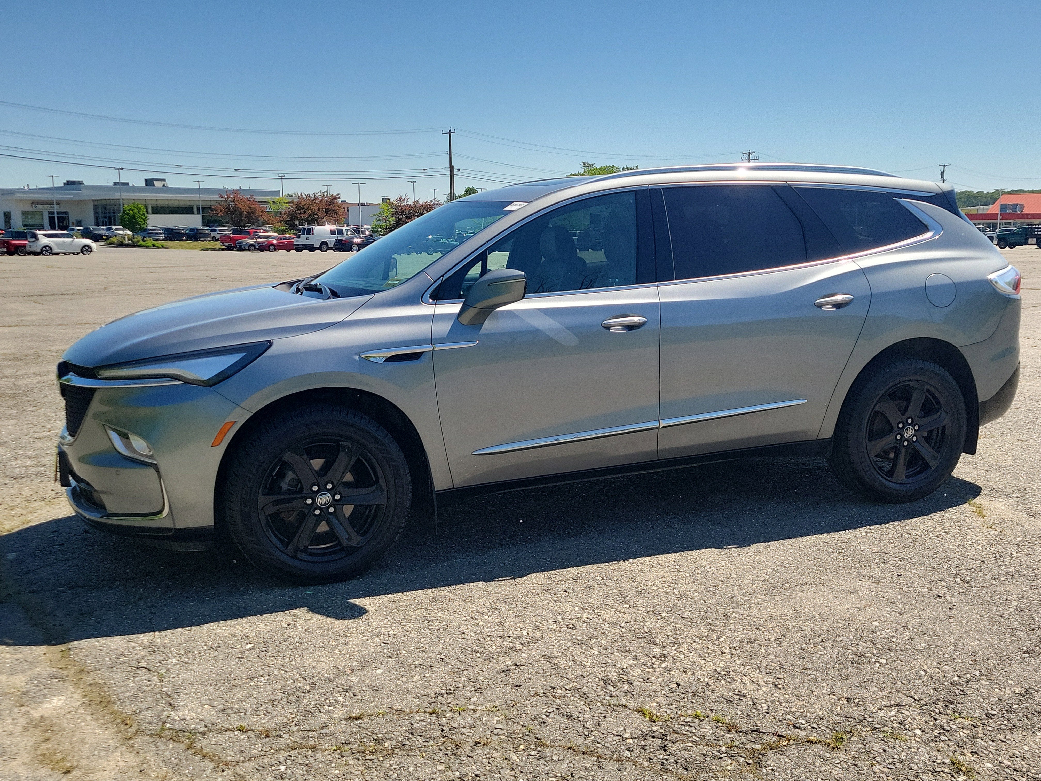 2023 Buick Enclave Essence