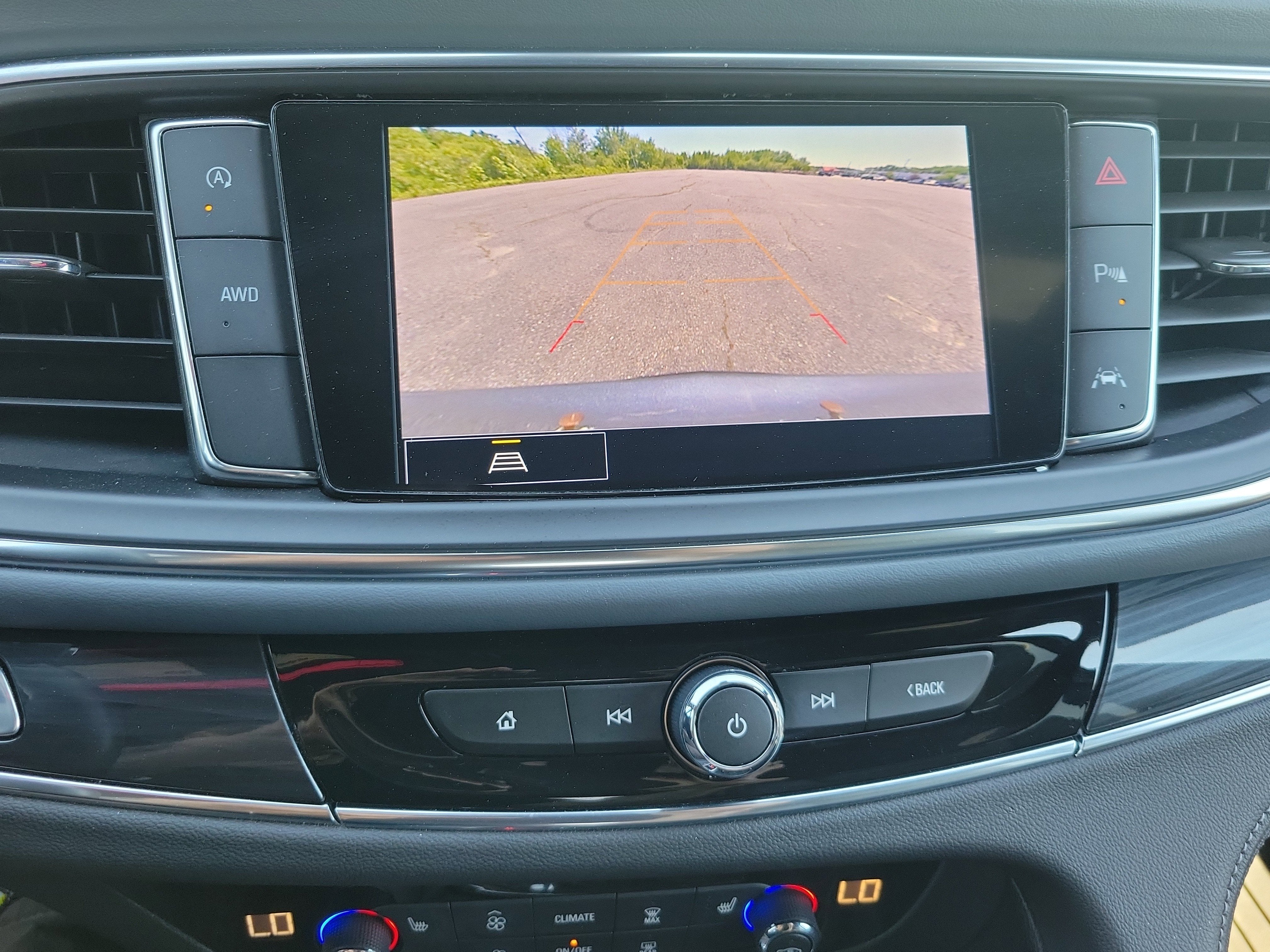 2023 Buick Enclave Essence