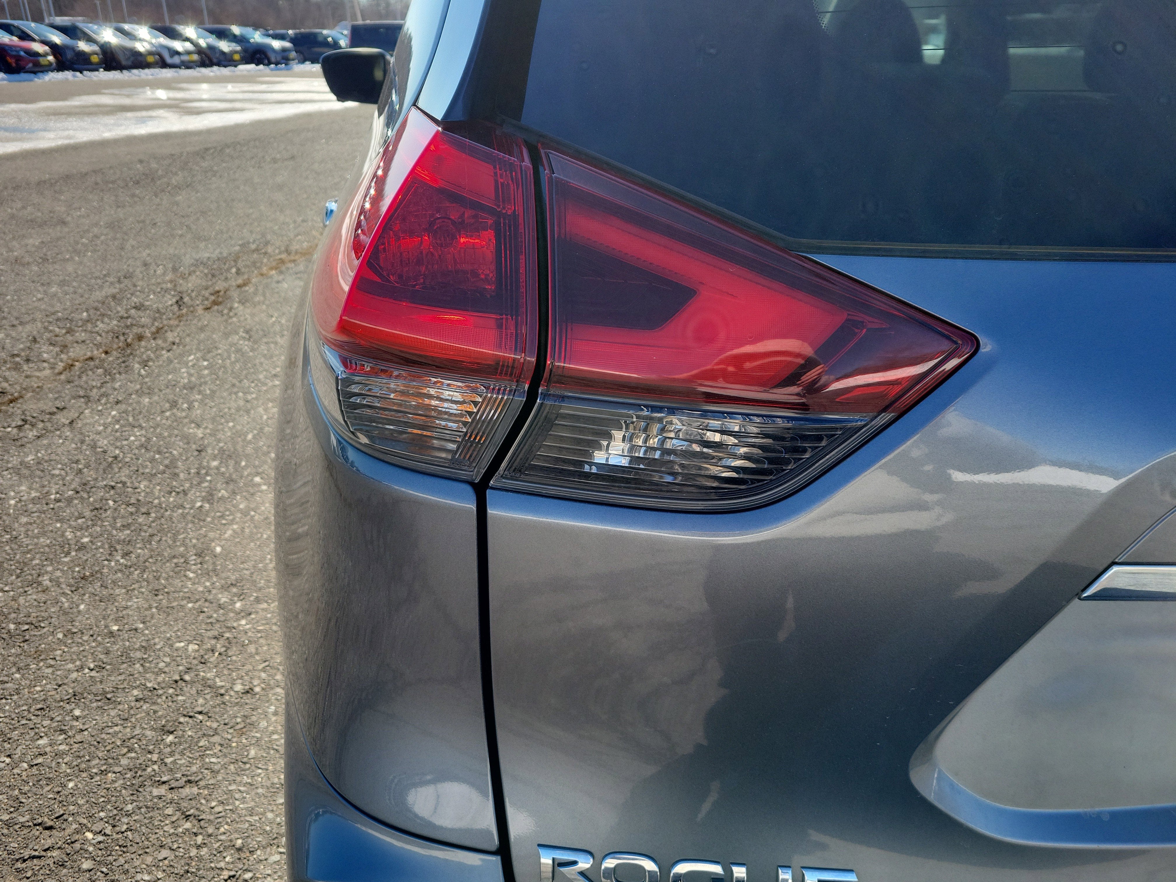 2018 Nissan Rogue SV