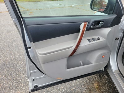 2013 Toyota Highlander Limited V6