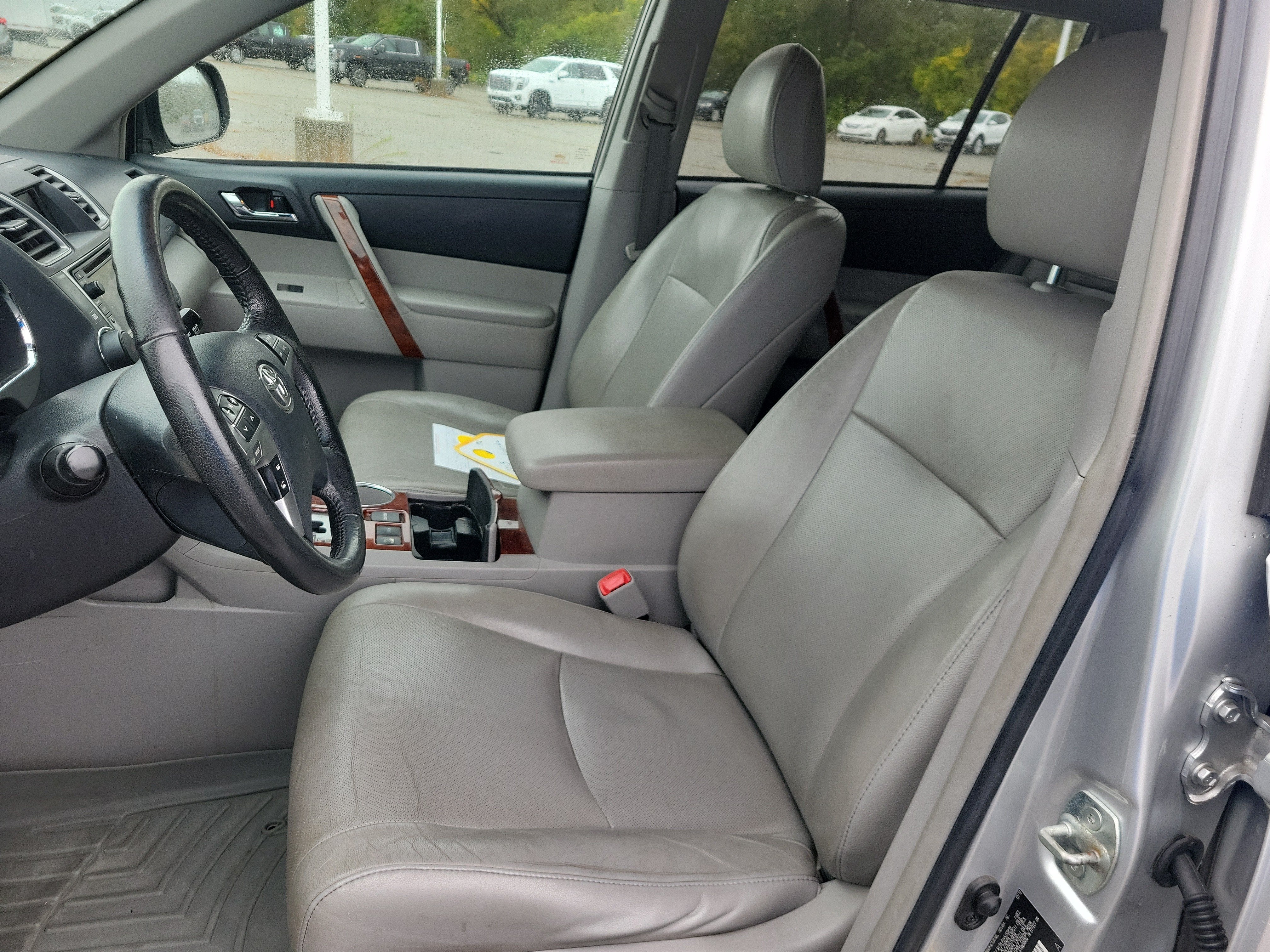 2013 Toyota Highlander Limited V6