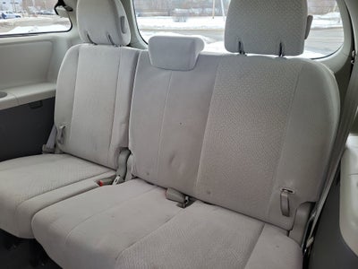 2011 Toyota Sienna LE V6