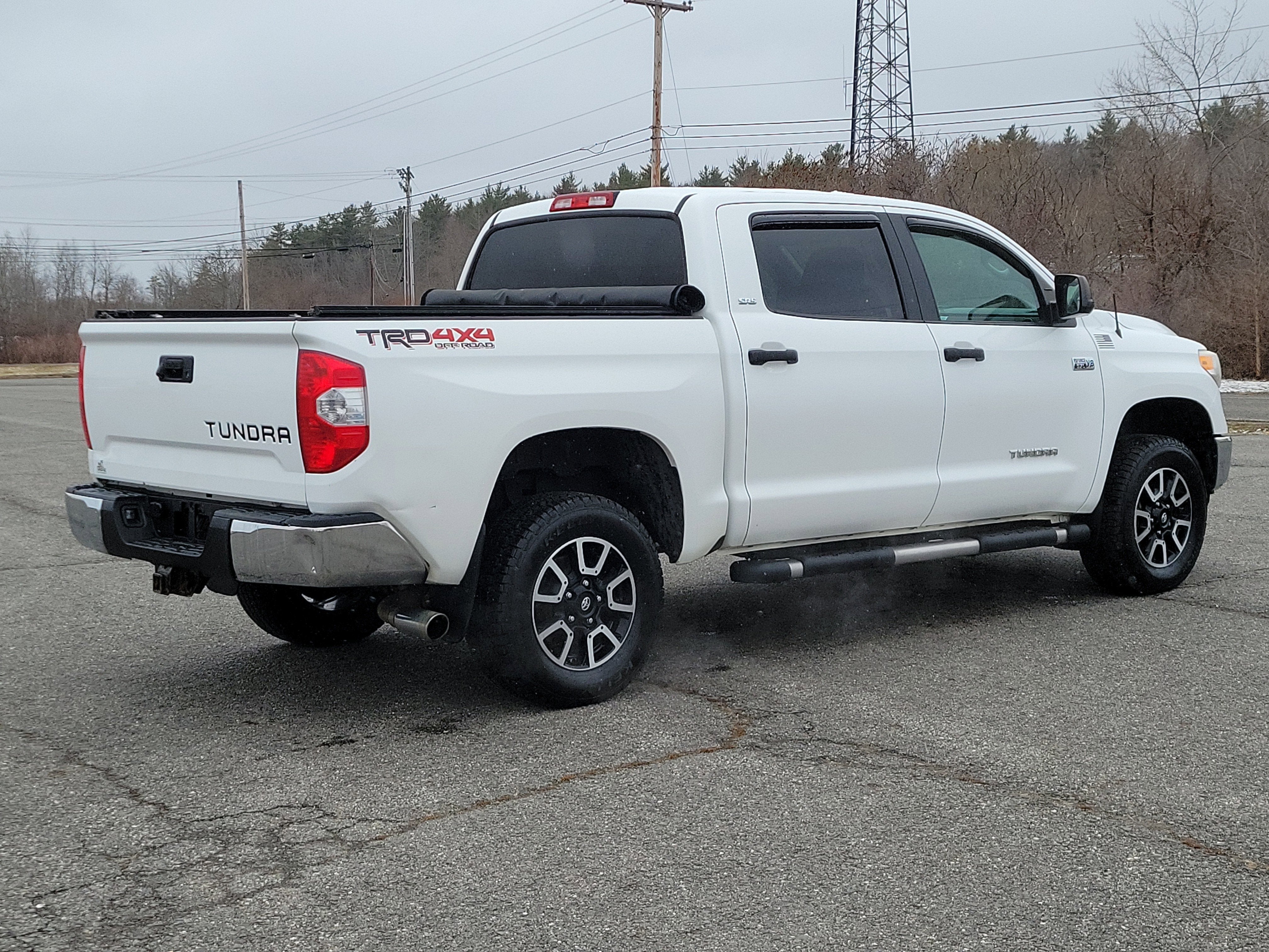 2015 Toyota Tundra 4WD Truck SR5