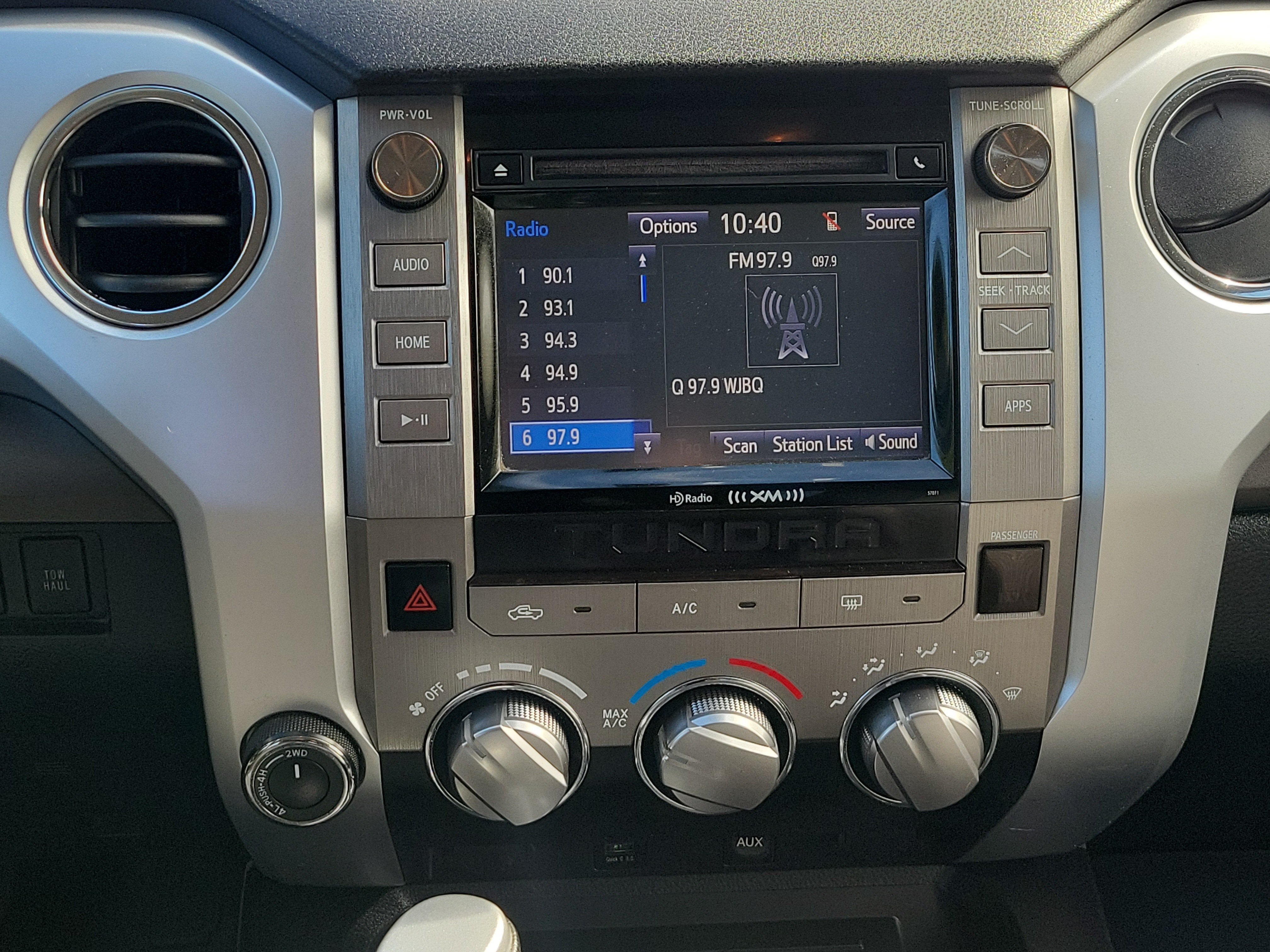 2015 Toyota Tundra 4WD Truck SR5