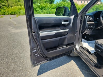 2019 Toyota Tundra SR5 5.7L V8