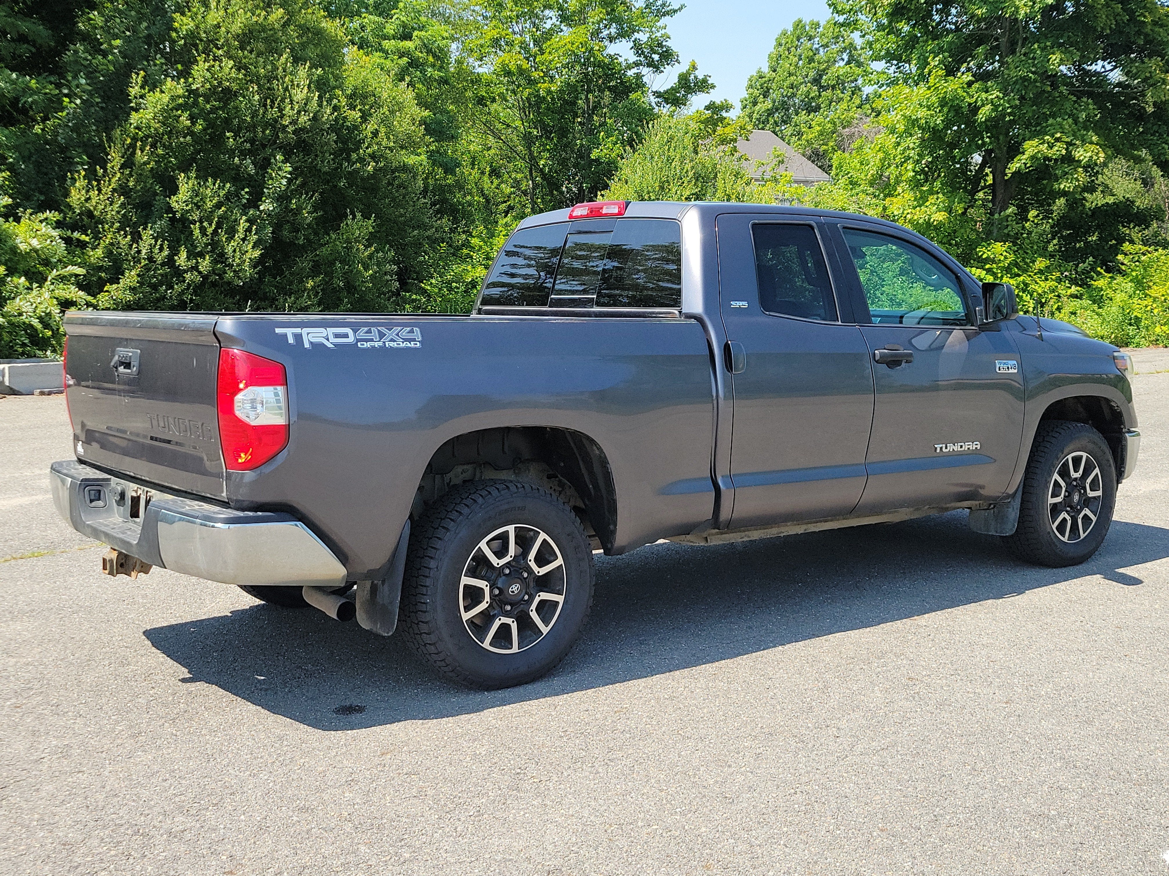 2019 Toyota Tundra SR5 5.7L V8
