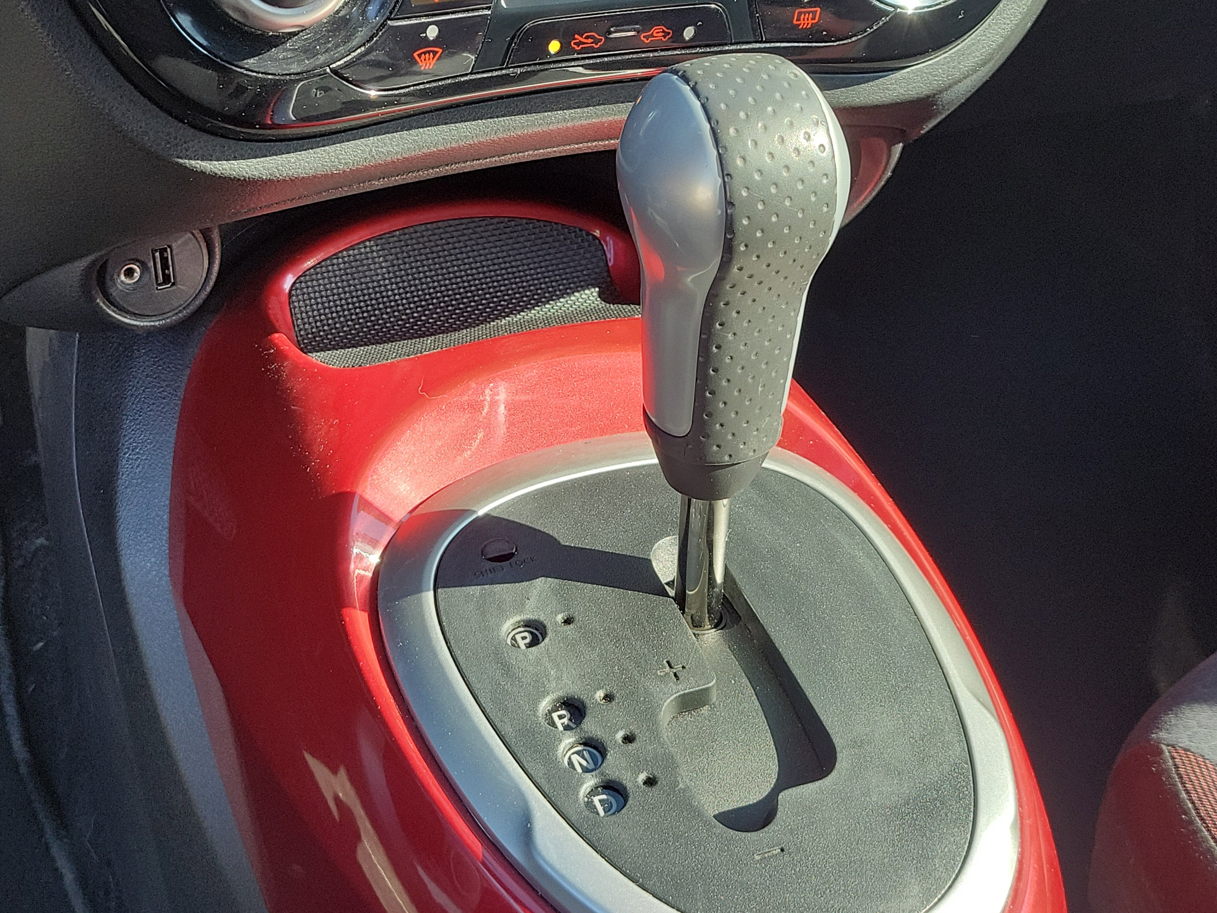 2015 Nissan Juke SV