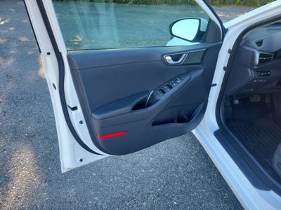 2020 Hyundai Ioniq Hybrid SE