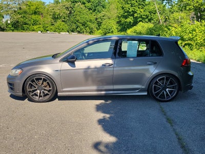 2016 Volkswagen Golf R 4-Door