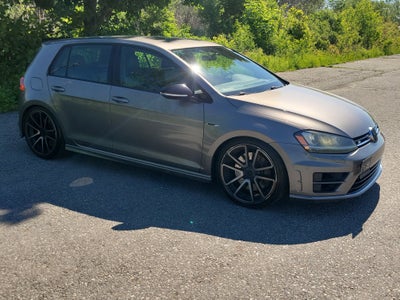 2016 Volkswagen Golf R 4-Door