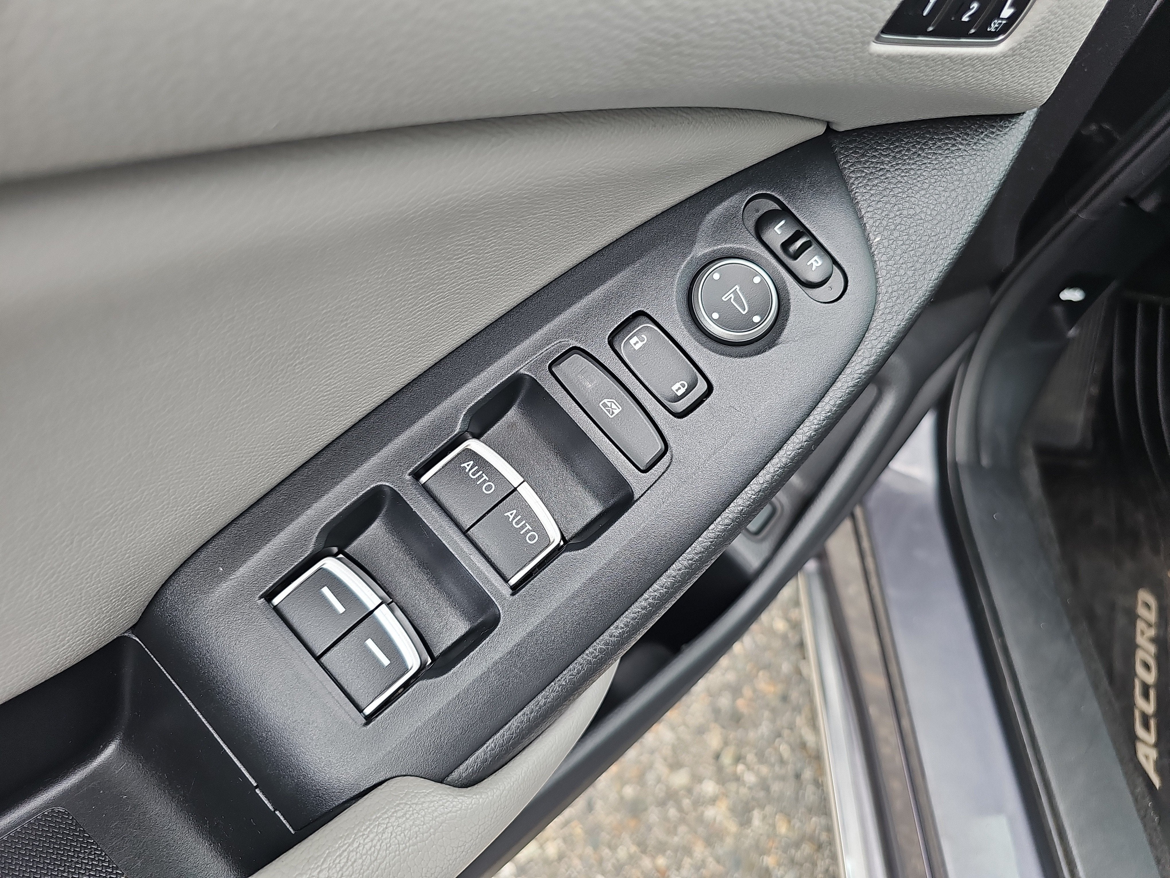 2018 Honda Accord Sedan EX-L Navi 2.0T