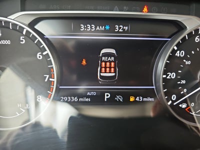 2025 Nissan Pathfinder SV