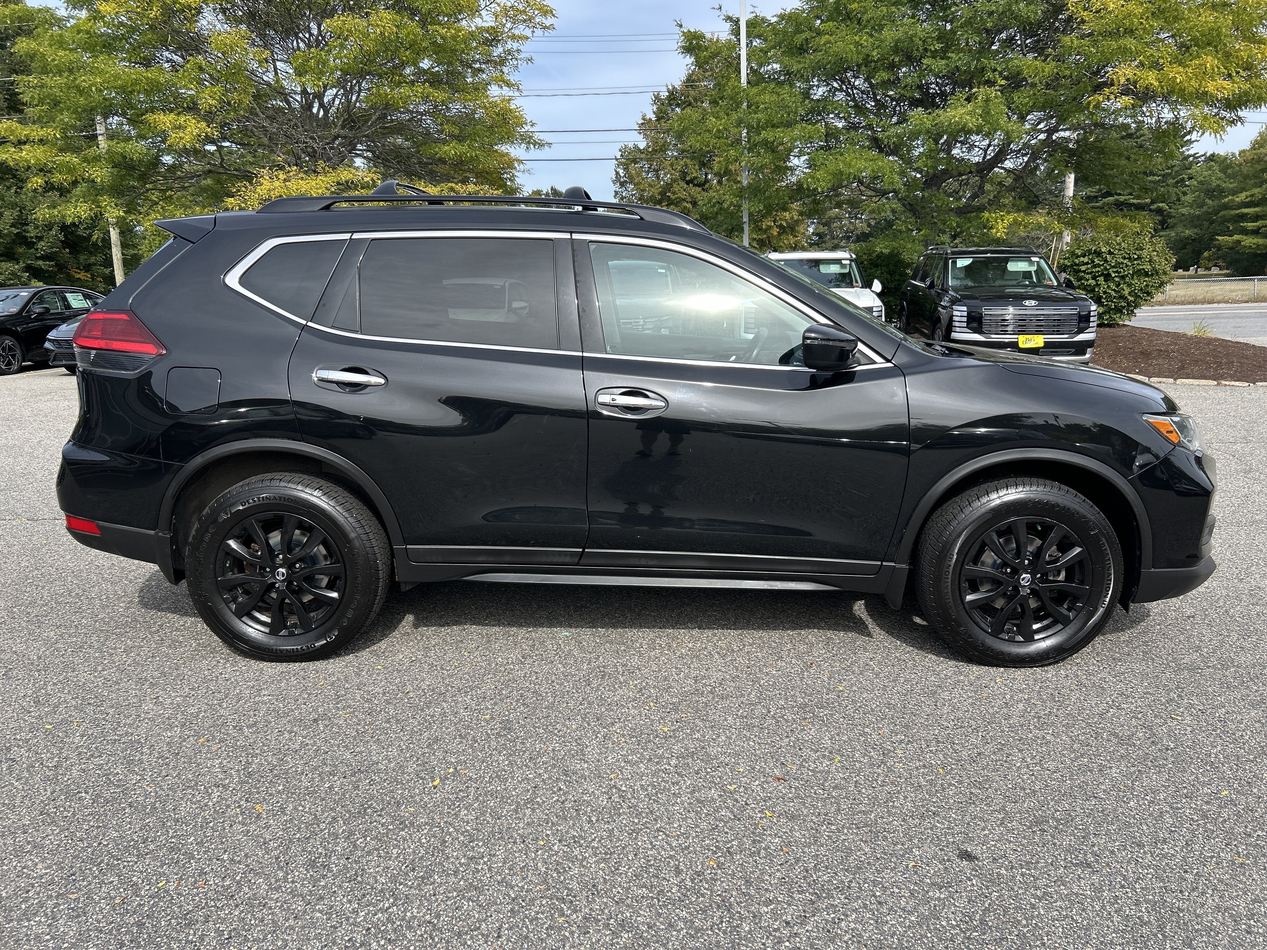 2017 Nissan Rogue SV