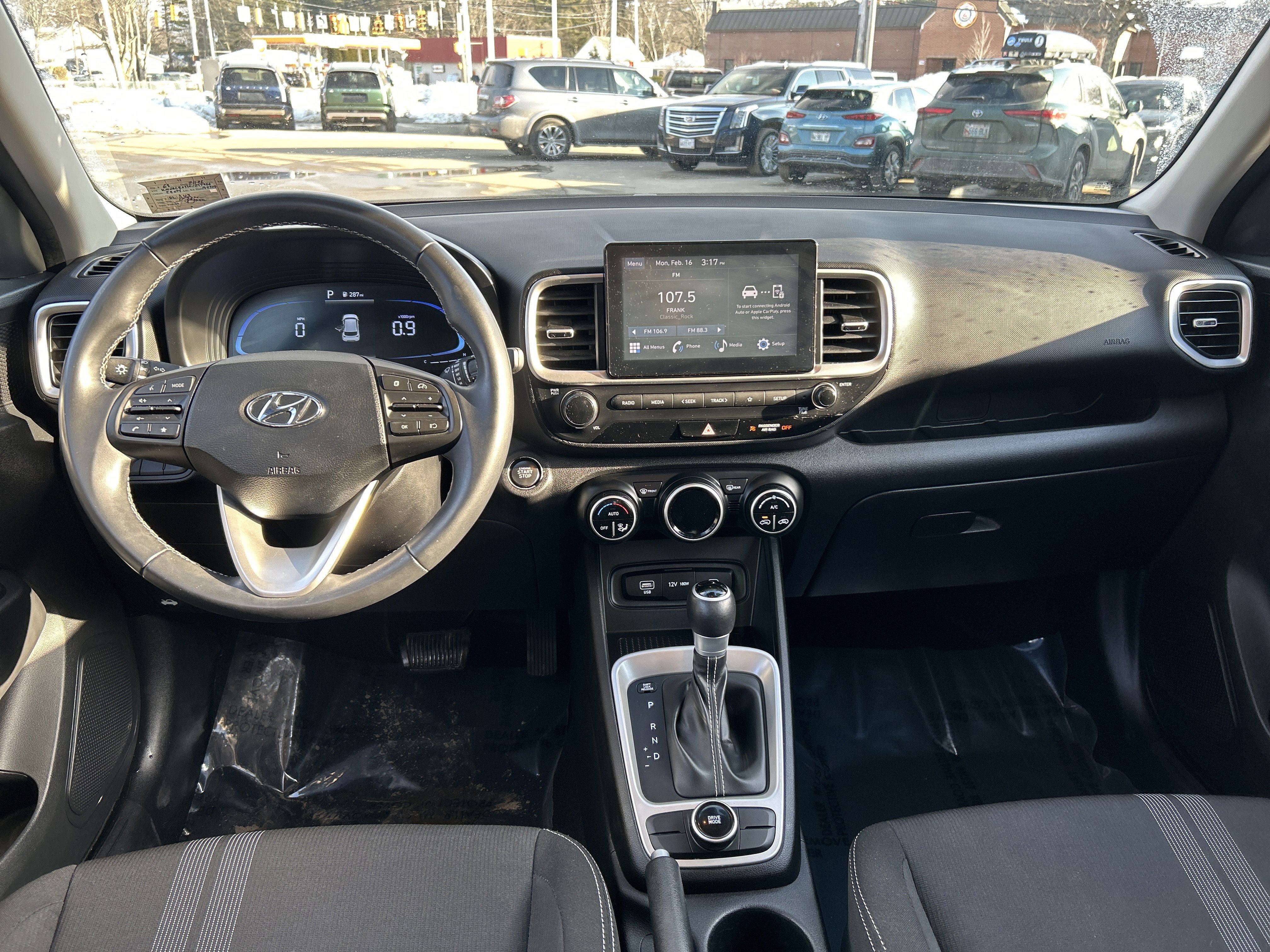 2024 Hyundai Venue SEL